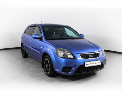 Kia Rio 1.4 AT (97 л. с.)
