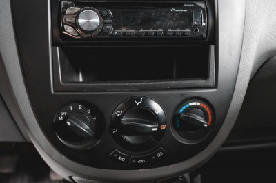 Daewoo Gentra 1.5 MT (107 л. с.)