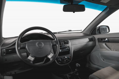 Daewoo Gentra 1.5 MT (107 л. с.)