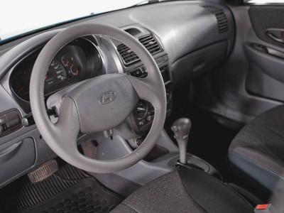 Hyundai Accent 1.5 AT (102 л.с.)