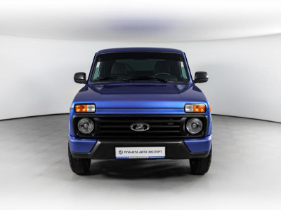 LADA 4x4 3 дв. 1.7 MT 8 кл. (Евро-4) (83 л. с.)