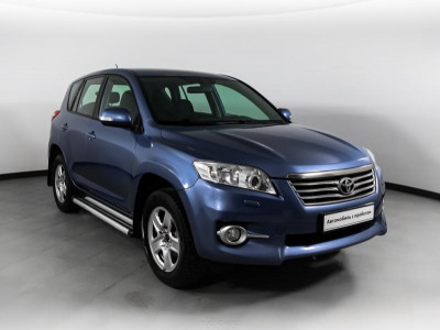 Toyota RAV4 2.0 MT (148 л.с.)