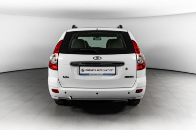 LADA Priora 1.6 MT 16 кл (Евро-3) (98 л. с.)