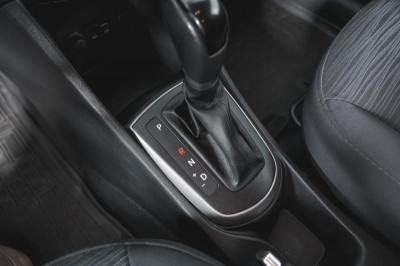 Hyundai Solaris Хетчбек 1.6 AT (123 л. с.)