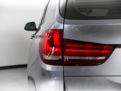 BMW X5 xDrive25d Steptronic (218 л. с.)