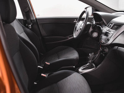 Hyundai Solaris 1.6 AT (123 л. с.)