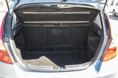 Hyundai i30 1.6 MT (126 л. с.)