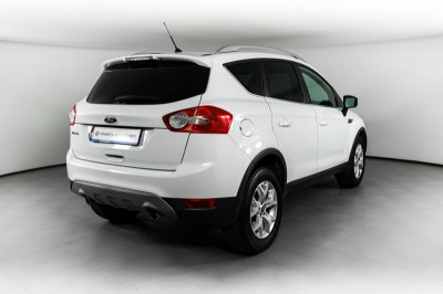 Ford Kuga 2.0d AT (140 л.с.) 4WD