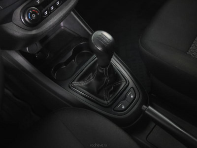 LADA Vesta 1.6 MT (106 л. с.)