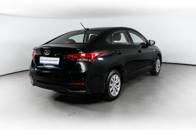 Hyundai Solaris 1.4 MT (100 л.с.)