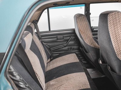 LADA 2107 1.6 MT (75 л. с.)