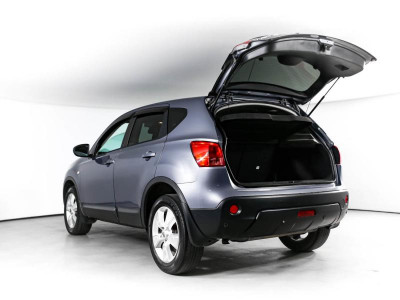 Nissan Qashqai 2.0 CVT FWD (140 л. с.)