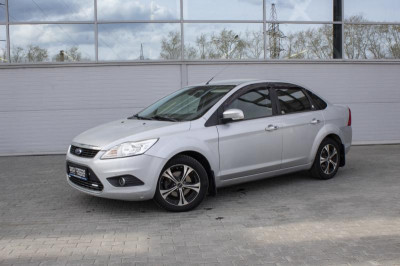 Ford Focus 1.8 MT (125 л. с.)