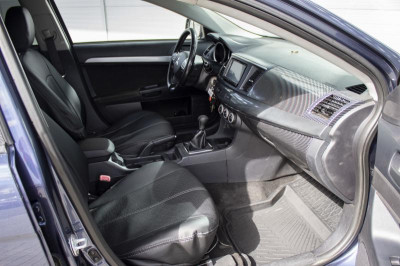 Mitsubishi Lancer 1.8 MT (143 л. с.)