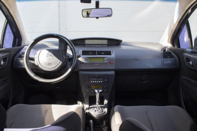 Citroen C4 1.6 AT (120 л.с.)
