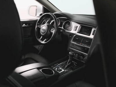 Audi Q7 3.0 AT (272 л.с.) 4WD