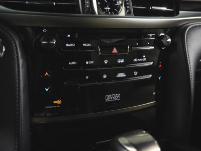 Lexus LX 450d AT (272 л. с.)