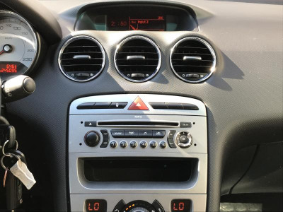 Peugeot 308 1.6 VTi AT (120 л. с.)