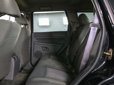 Jeep Cherokee 3.7 AT (205 л. с.)