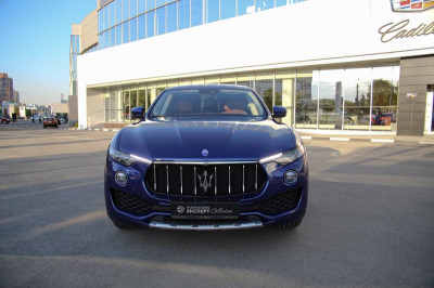 Maserati Levante 3.0 V6 AT (350 л.с.)