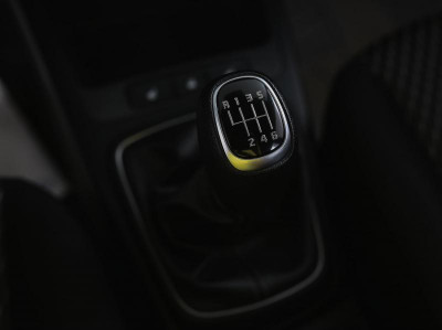 Kia Rio 1.6 AT (123 л. с.)