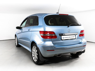 Mercedes-Benz B-Класс B 200 Autotronic (136 л. с.)