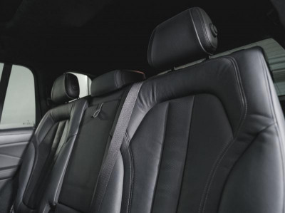 BMW X7 xDrive30d Steptronic (249 л.с.)