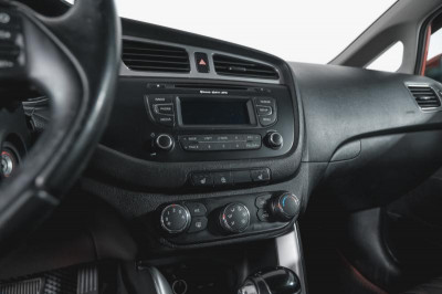 Kia Ceed 1.6 AT (129 л. с.)