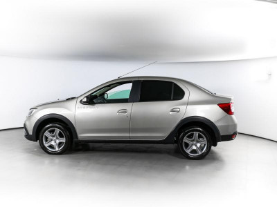 Renault Logan Stepway 1.6 AT (102 л.с.)