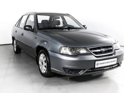 Daewoo Nexia 1.6 MT (109 л. с.)