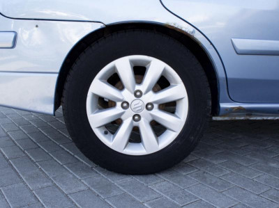 Suzuki Liana 1.6 MT (106 л. с.)