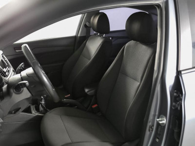 Hyundai Solaris 1.6 MT (123 л.с.)