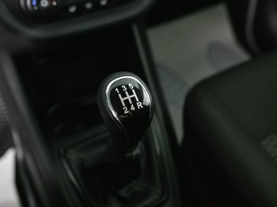 LADA Vesta SW 1.6 MT (106 л.с.)