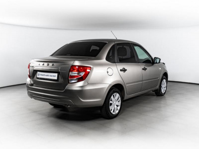LADA Новая Granta седан 1.6 MT 8кл (87 л. с.)
