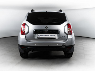 Renault Duster 2.0 АТ 4x4 (135 л. с.)