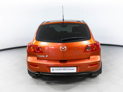 Mazda 3 1.6 MT (105 л. с.)