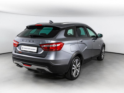 LADA Vesta SW Cross 1.8 AMT (122 л.с.)