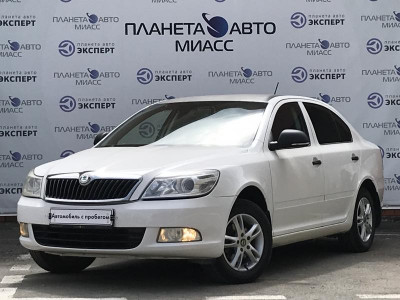 ŠKODA Octavia 1.6 MPI MT (102 л. с.)