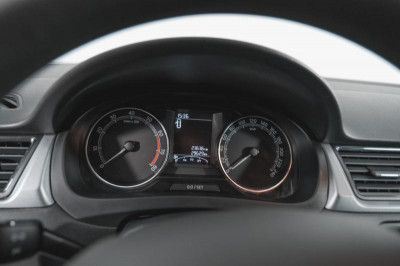 ŠKODA RAPID 1.6 MT (90 л. с.)