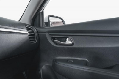 Kia Rio 1.4 MT (100 л. с.)