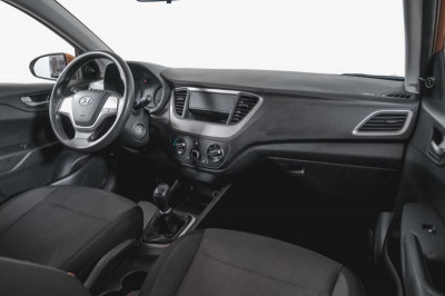 Hyundai Solaris 1.4 MT (100 л.с.)
