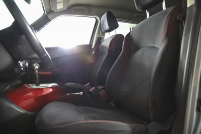 Nissan Juke 1.6 CVT (117 л. с.)