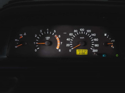 LADA 2115 1.6 MT 8 кл (Евро-4) (82 л. с.)