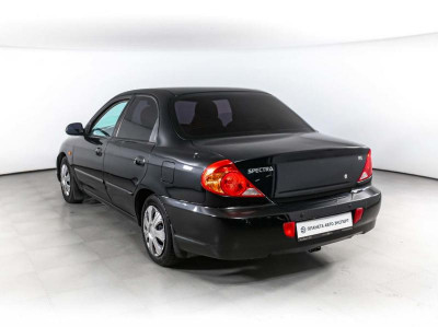 Kia Spectra 1.6 MT (101 л. с.)