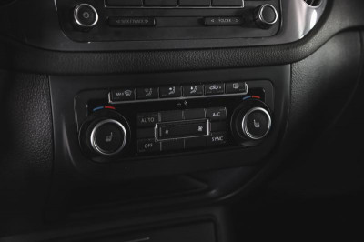 Volkswagen Tiguan 1.4 TSI BlueMotion DSG (150 л. с.)