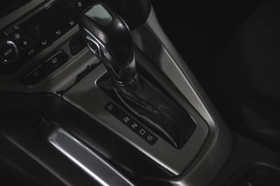 Ford Focus 1.6 PowerShift (105 л. с.)