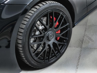 Mercedes-Benz CLS AMG CLS 63 AMG Speedshift MCT 4Matic (557 л. с.)
