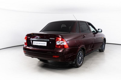 LADA Priora 1.6 MT 16 кл (Евро-3) (98 л. с.)