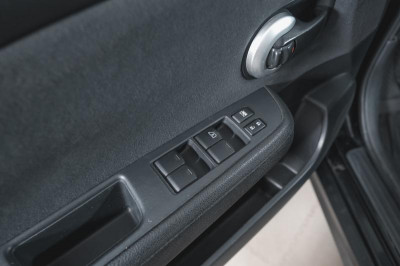 Nissan Tiida 1.6 MT (110 л. с.)