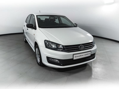 Volkswagen Polo 1.6 MPI AT (110 л. с.)